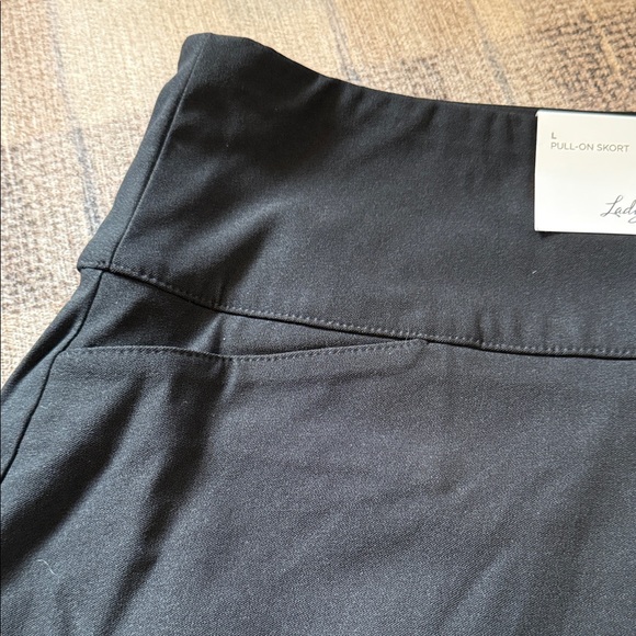 NWT Black Women's Skort - Picture 3 of 8